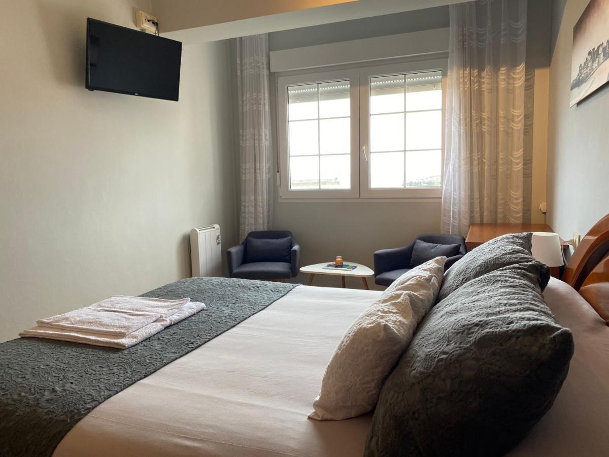 Hostal Buenavista Сан Киприан Екстериор снимка